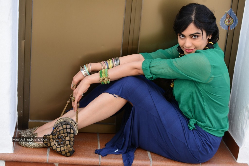 Adah Sharma Gallery - 32 / 50 photos