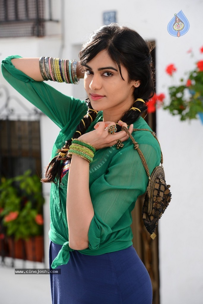 Adah Sharma Gallery - 41 / 50 photos