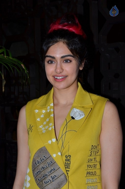 Adah Sharma Gallery - 11 / 38 photos