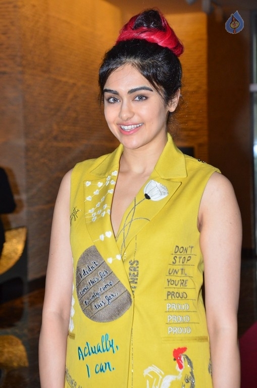 Adah Sharma Gallery - 26 / 38 photos