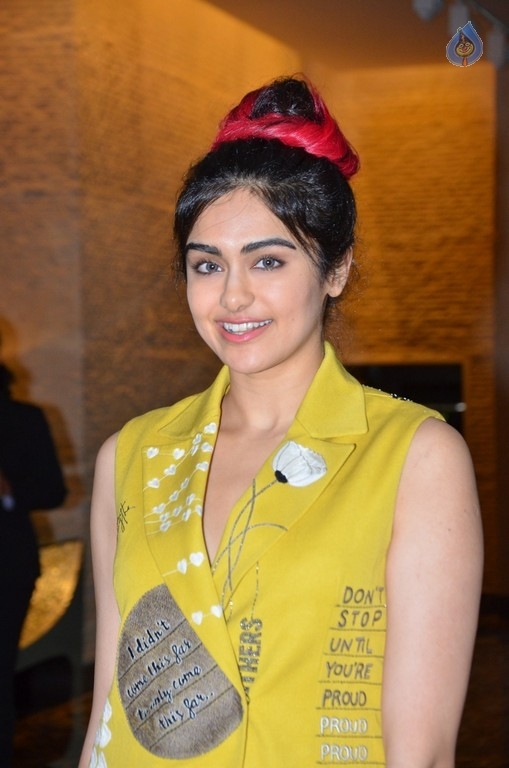 Adah Sharma Gallery - 29 / 38 photos