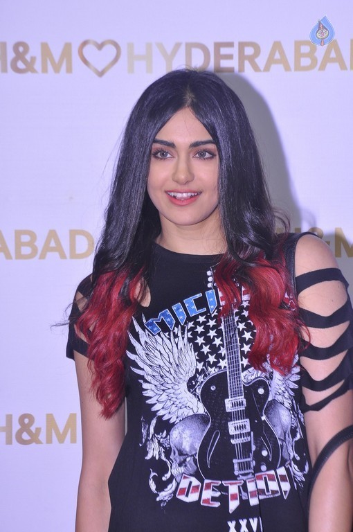 Adah Sharma Images - 8 / 25 photos