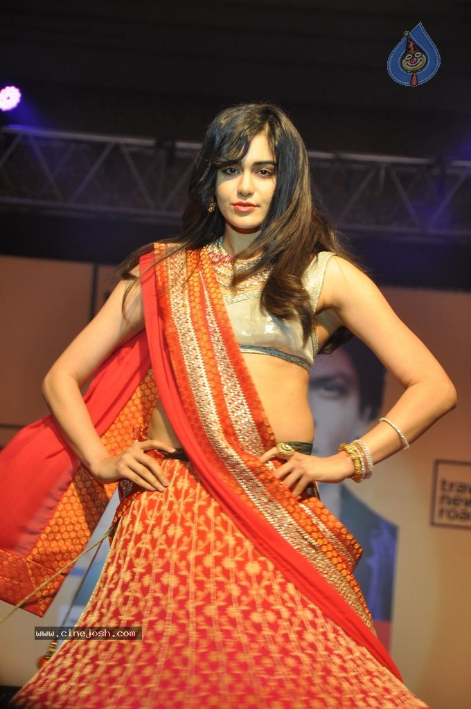 Adah Sharma Pics - 30 / 69 photos