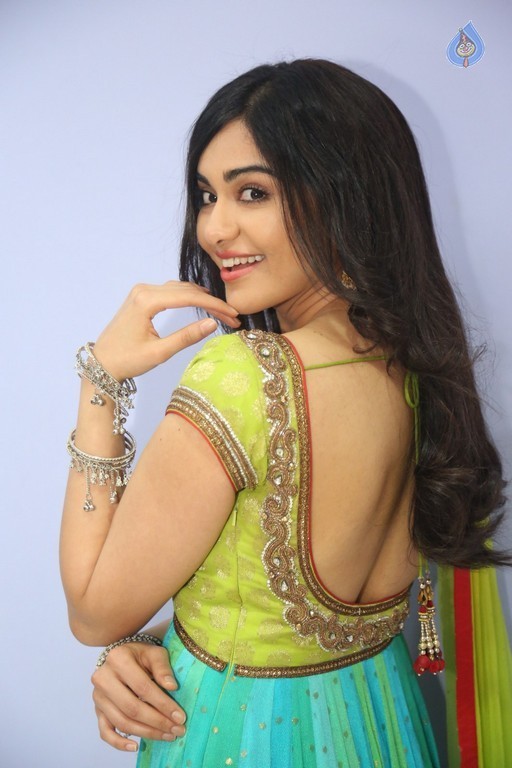 Adah Sharma Pics - 14 / 20 photos