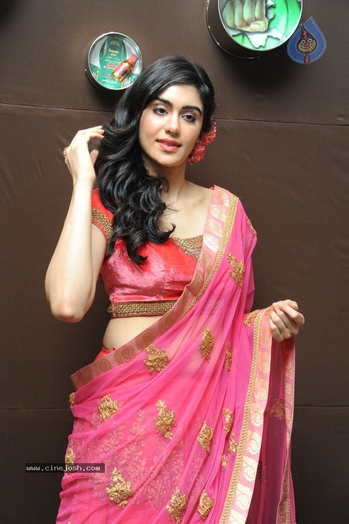 Adah Sharma Stills - 30 / 52 photos