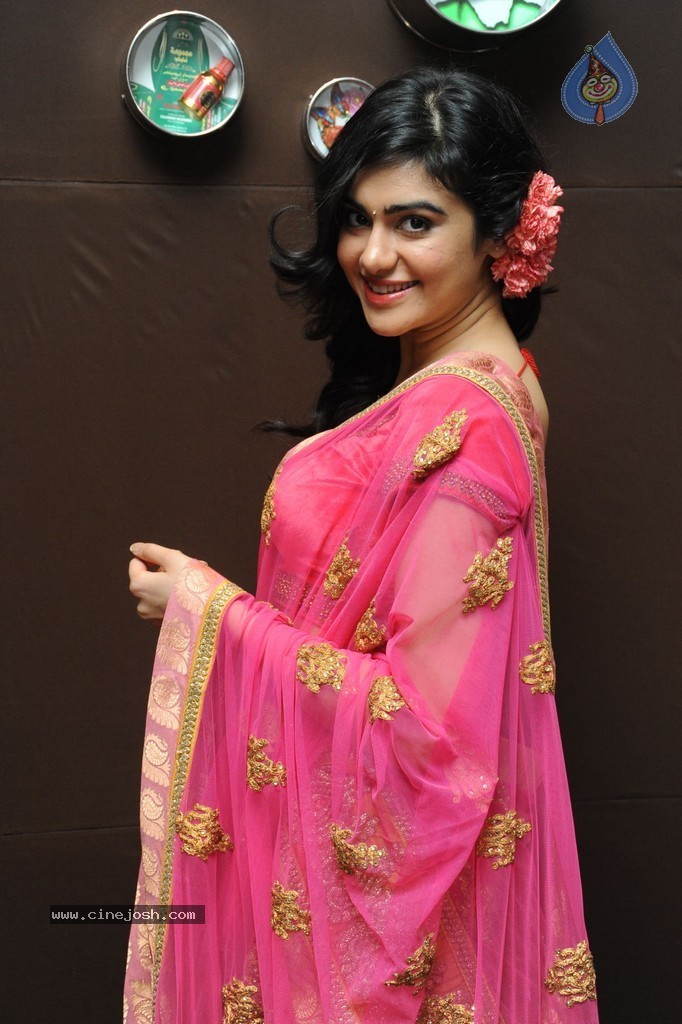 Adah Sharma Stills - 33 / 52 photos