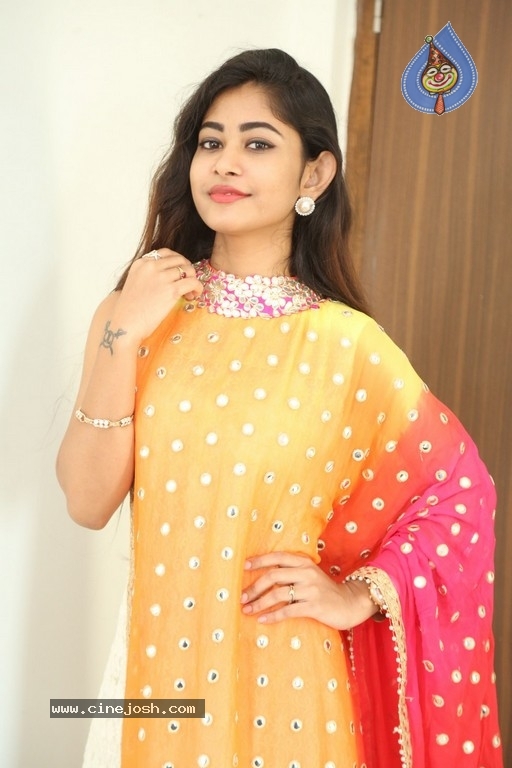 Adhya Thakur Pics - 7 / 21 photos