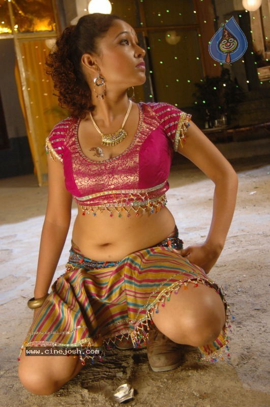 Agnesha Spicy Gallery - 53 / 59 photos