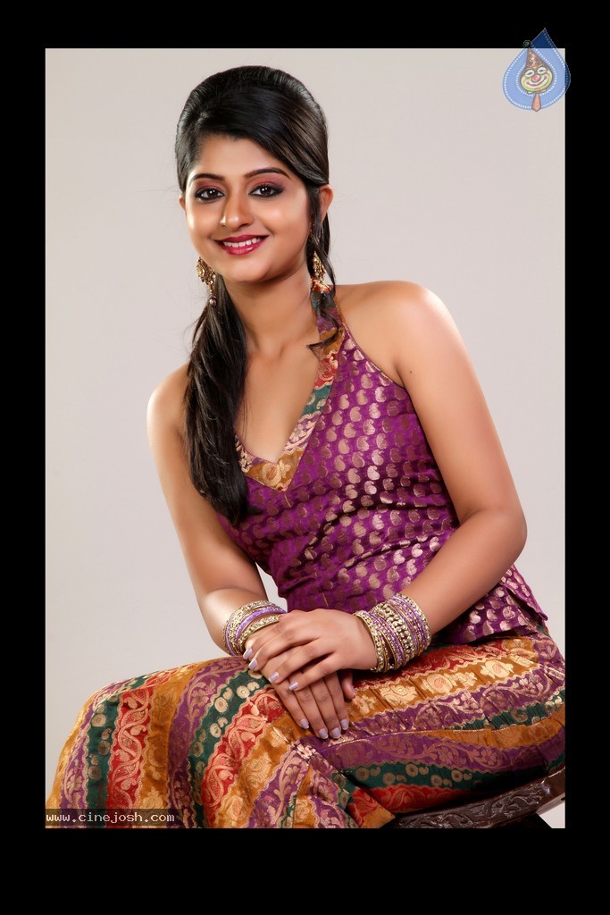 Aishani Stills - 6 / 17 photos