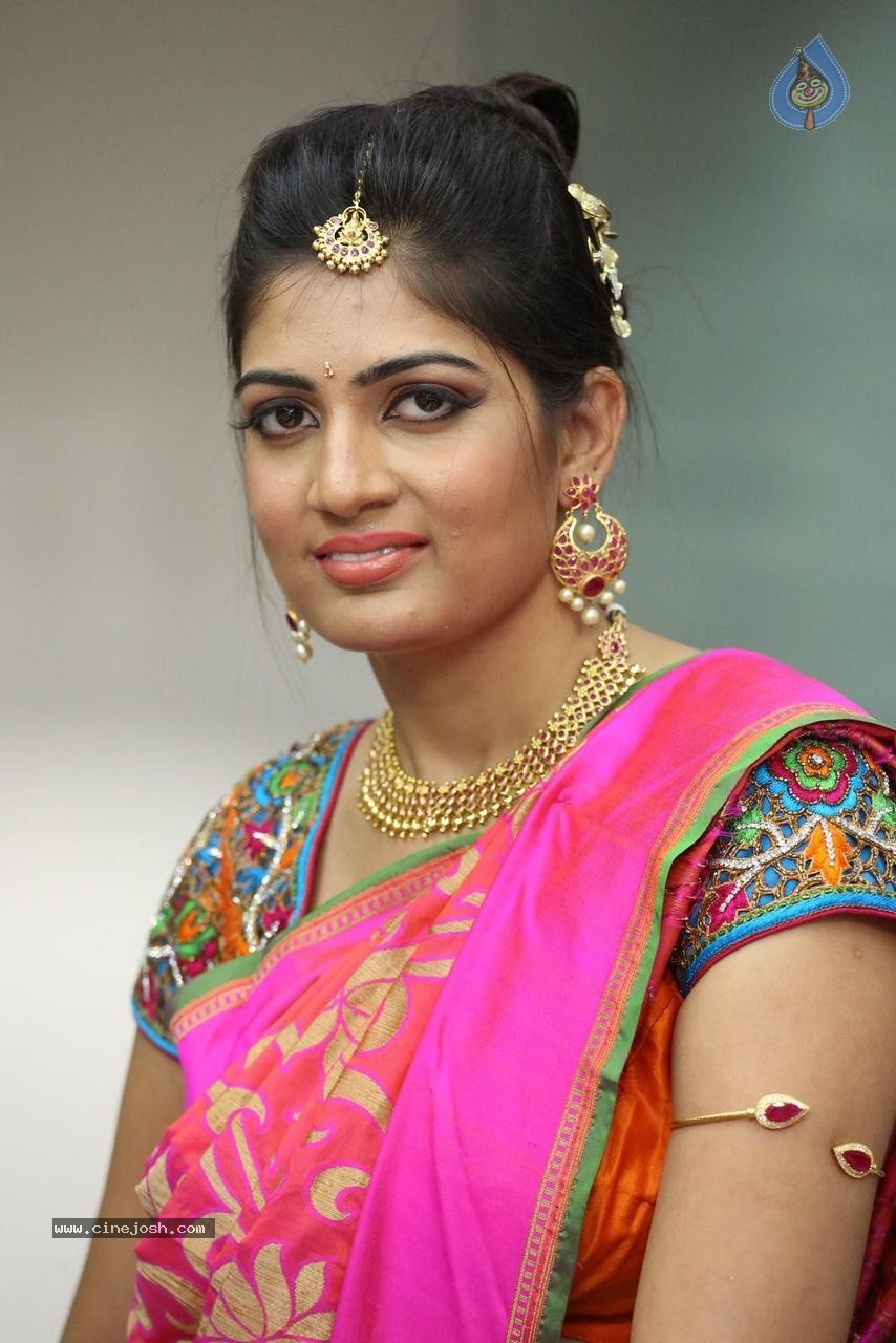 Akanksha Photos - 16 / 32 photos