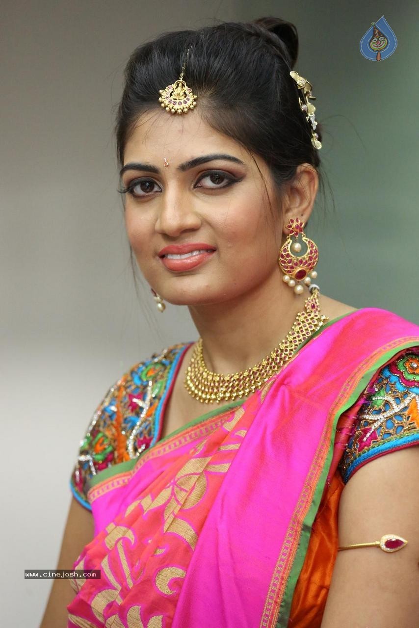 Akanksha Photos - 19 / 32 photos