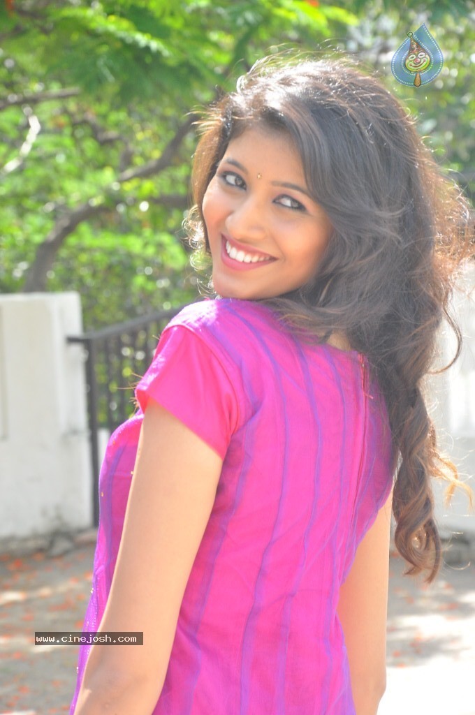 Akhila New Photos - 30 / 35 photos