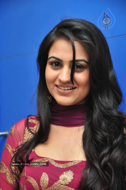 Aksha New Stills - 8 / 56 photos