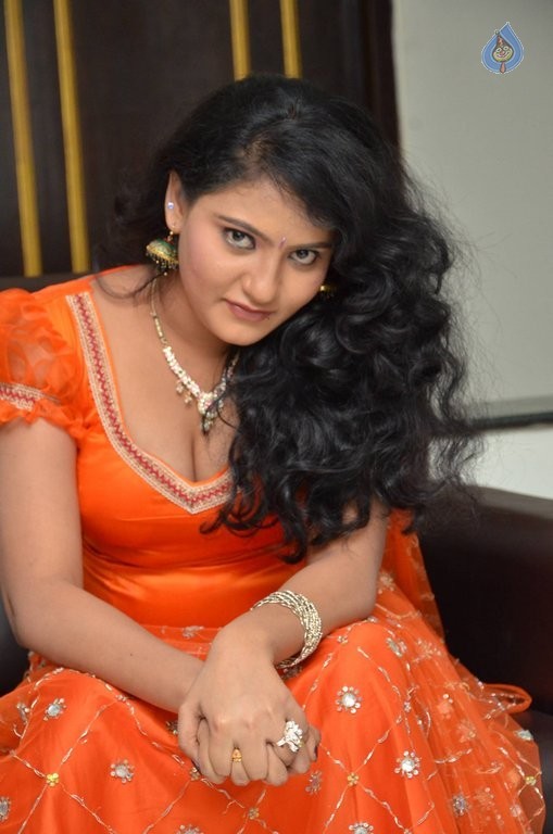 Akshara New Photos - 16 / 61 photos