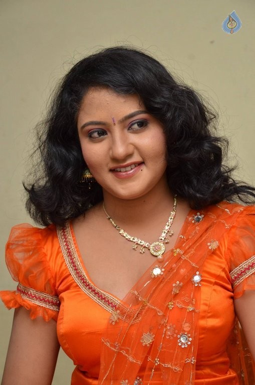 Akshara New Photos - 24 / 61 photos