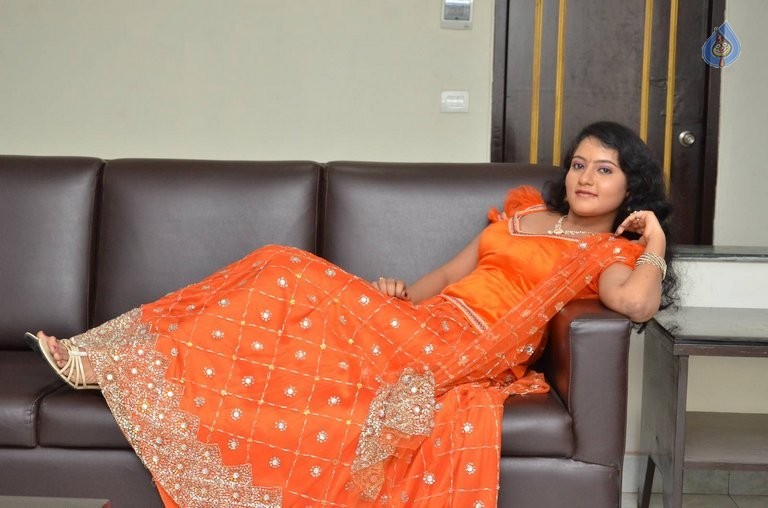 Akshara New Photos - 28 / 61 photos