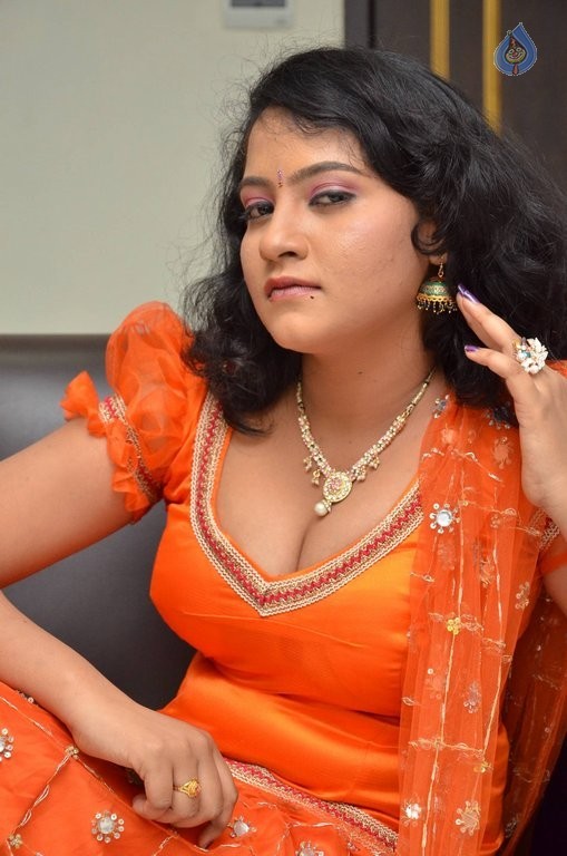 Akshara New Photos - 34 / 61 photos