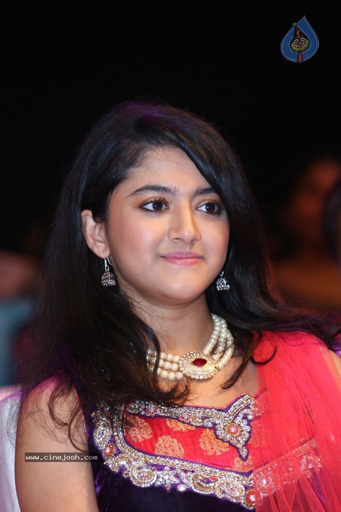 Akshara Stills - 24 / 40 photos