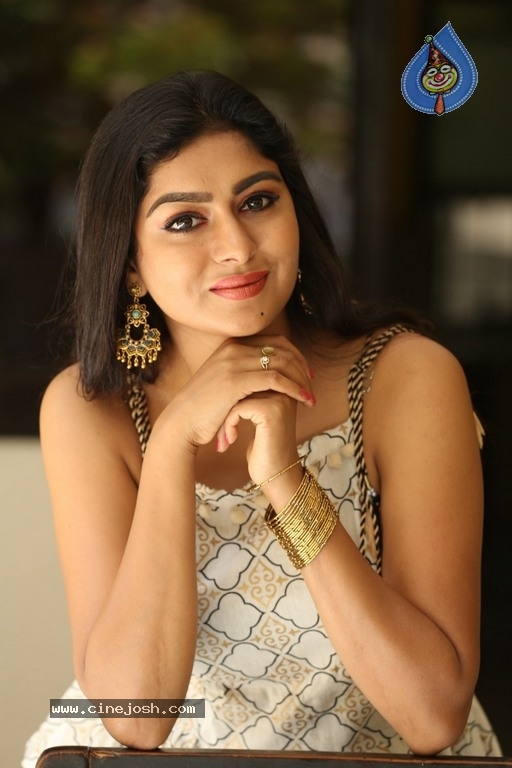 Akshata Photos - 7 / 21 photos