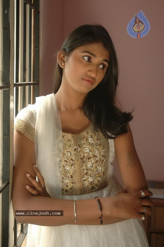 Akshaya Stills - 37 / 37 photos