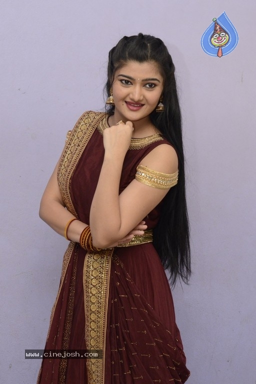 Akshita New Pics - 7 / 12 photos