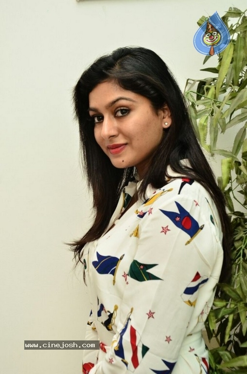 Akshita Reddy Stills - 7 / 21 photos