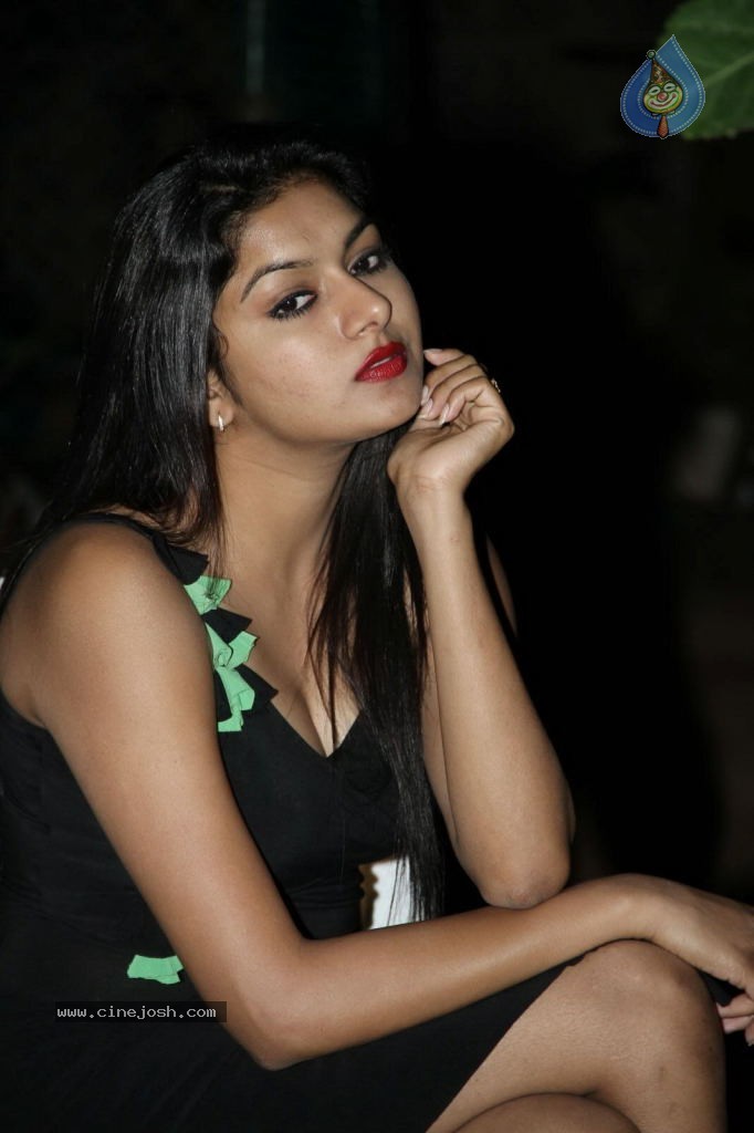 Akshida Hot Photos - 27 / 82 photos