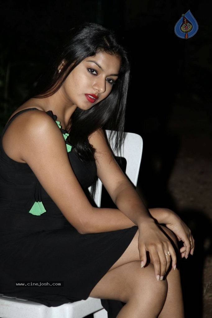 Akshida Hot Photos - 52 / 82 photos