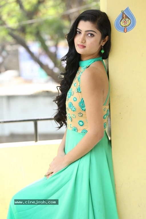 Akshitha Photos - 16 / 21 photos