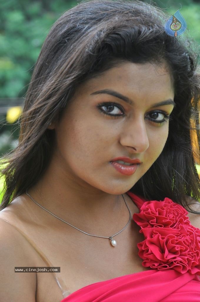 Akshitha Stills - 5 / 98 photos