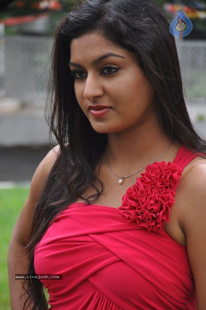 Akshitha Stills - 6 / 98 photos