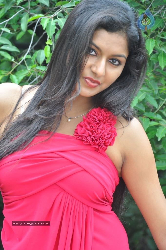 Akshitha Stills - 12 / 98 photos