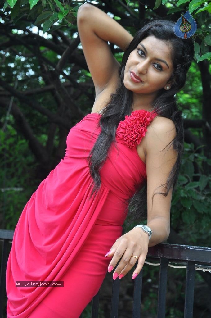 Akshitha Stills - 36 / 98 photos