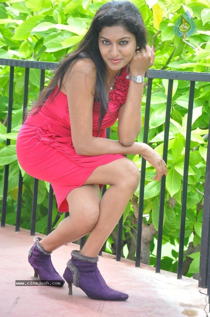 Akshitha Stills - 48 / 98 photos