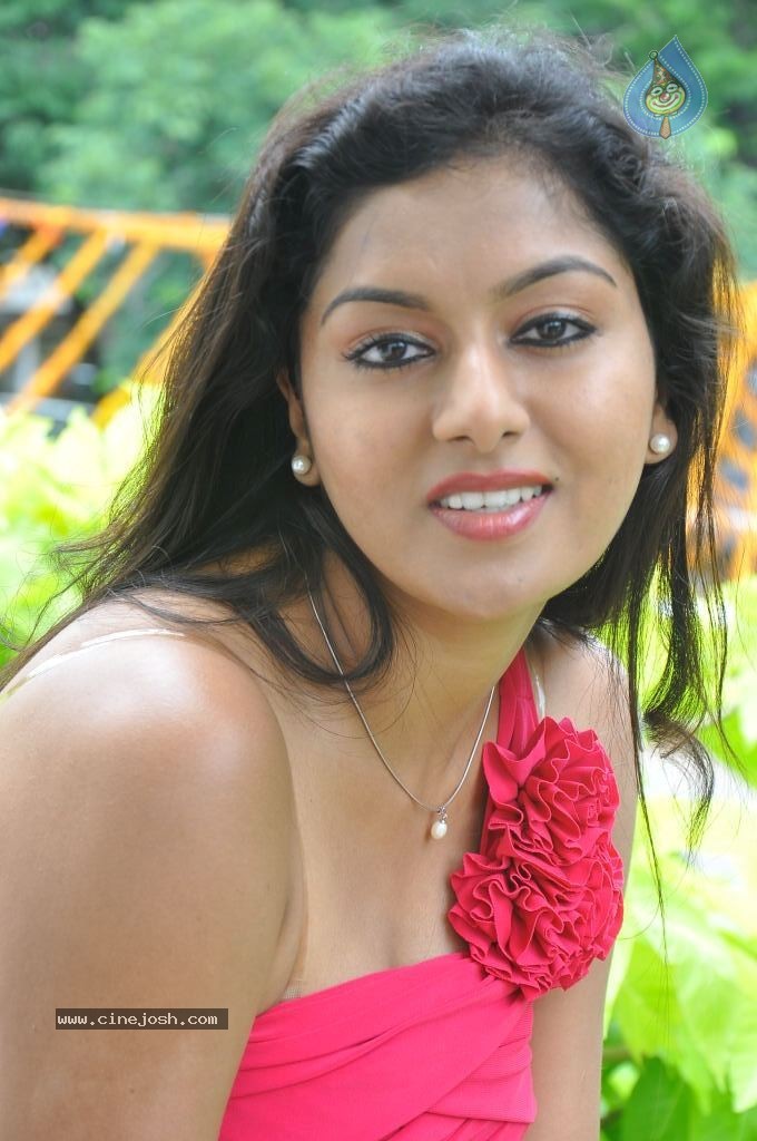 Akshitha Stills - 54 / 98 photos