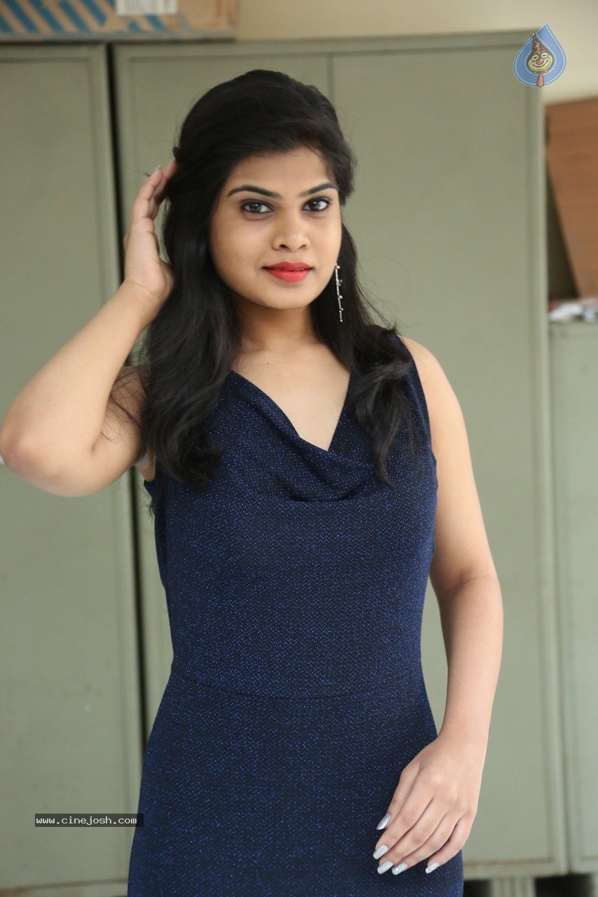 Alekhya Latest Gallery - 12 / 60 photos