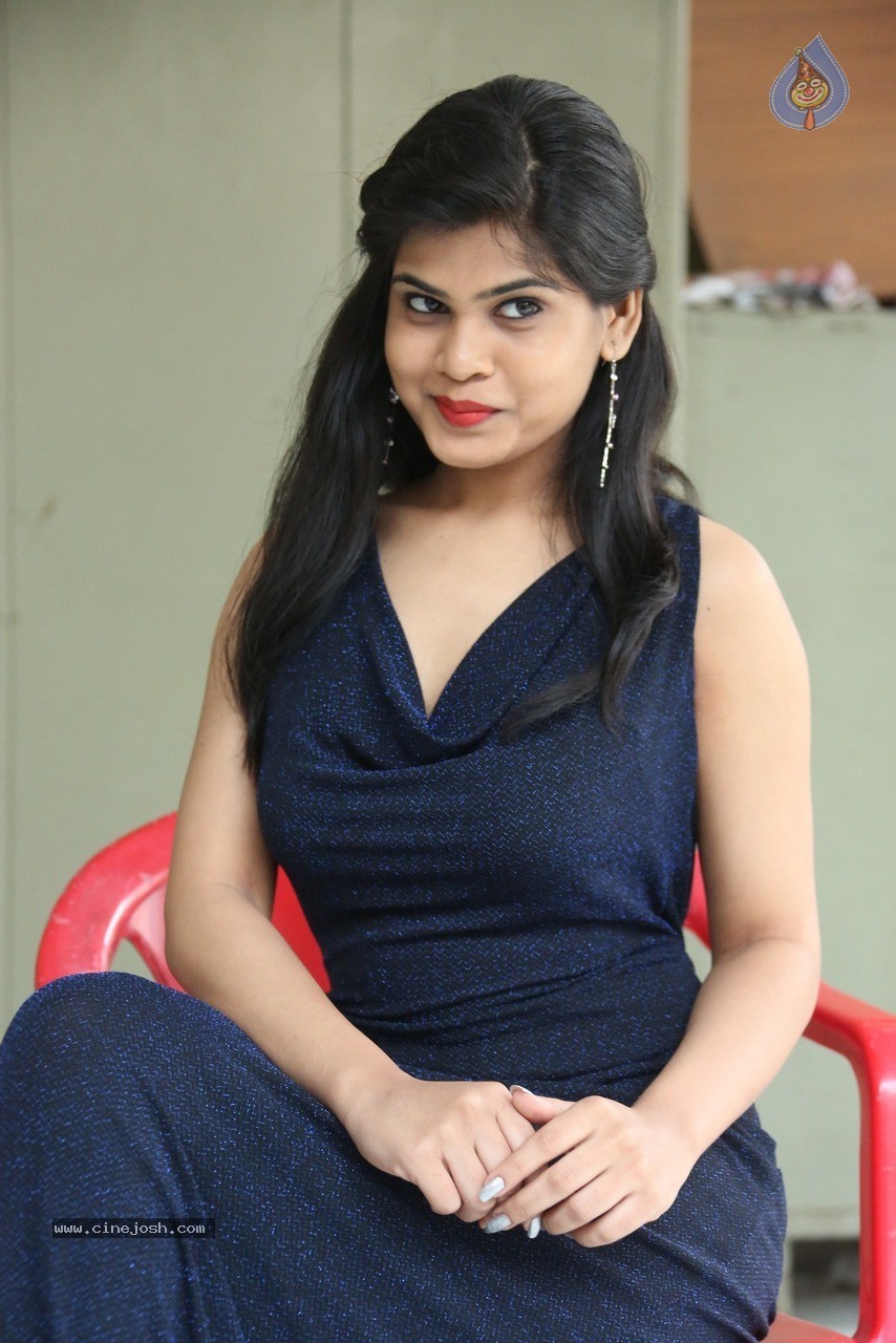 Alekhya Latest Gallery - 49 / 60 photos