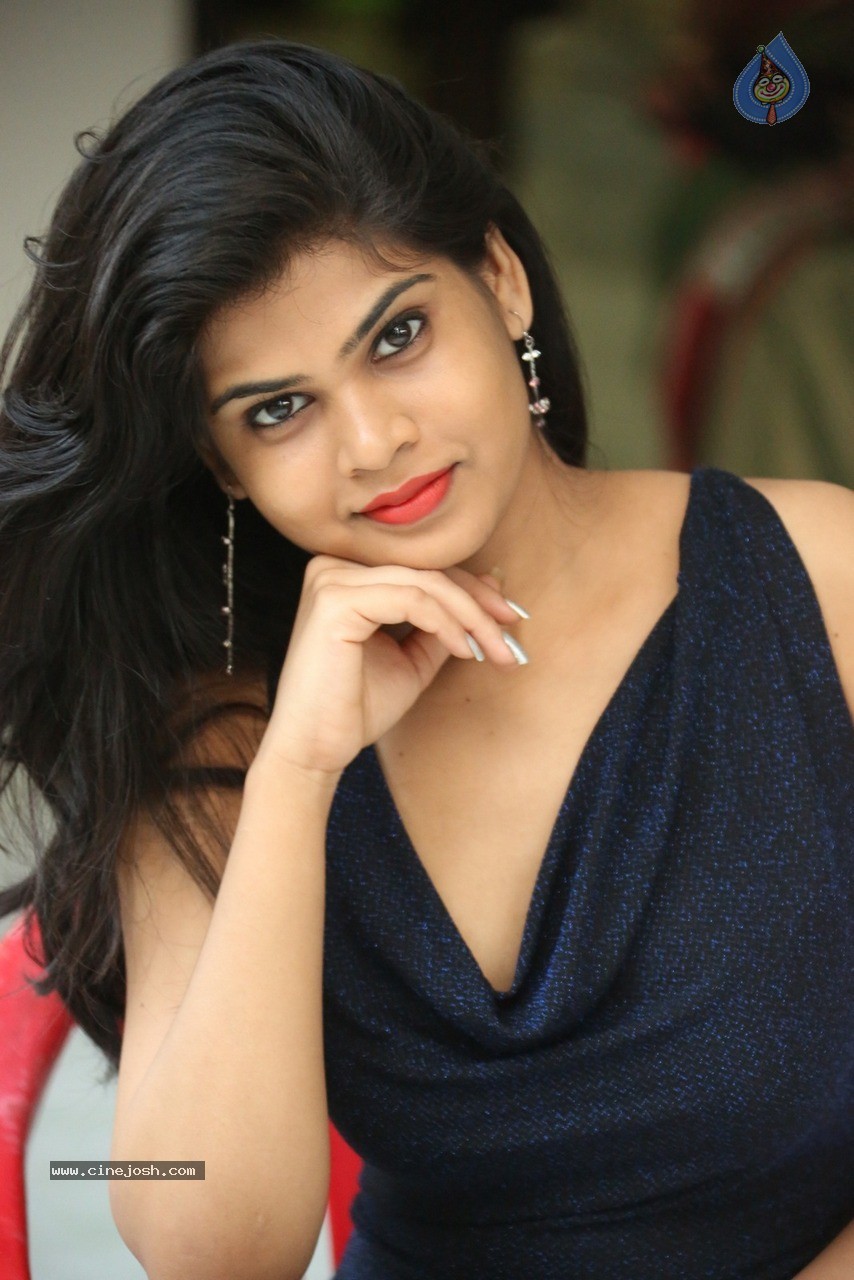 Alekhya Latest Gallery - 53 / 60 photos