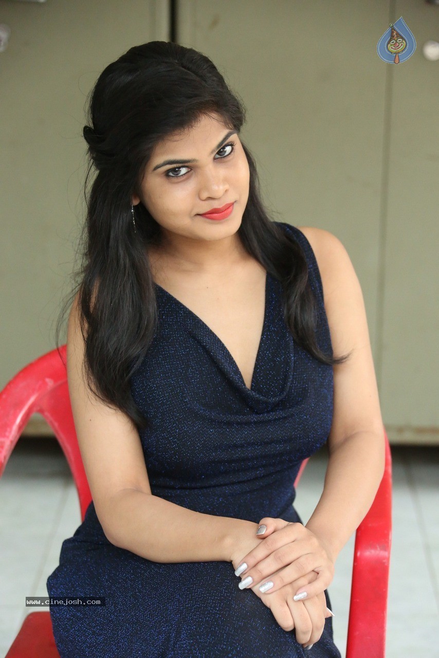 Alekhya Latest Gallery - 55 / 60 photos