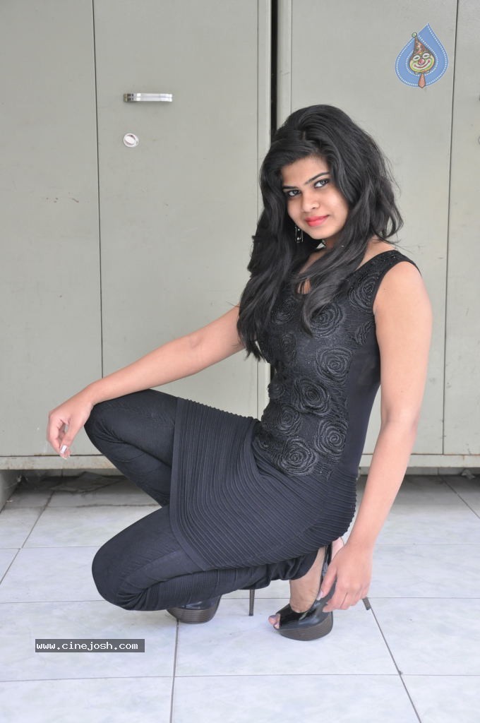 Alekhya Latest Photos - 37 / 92 photos