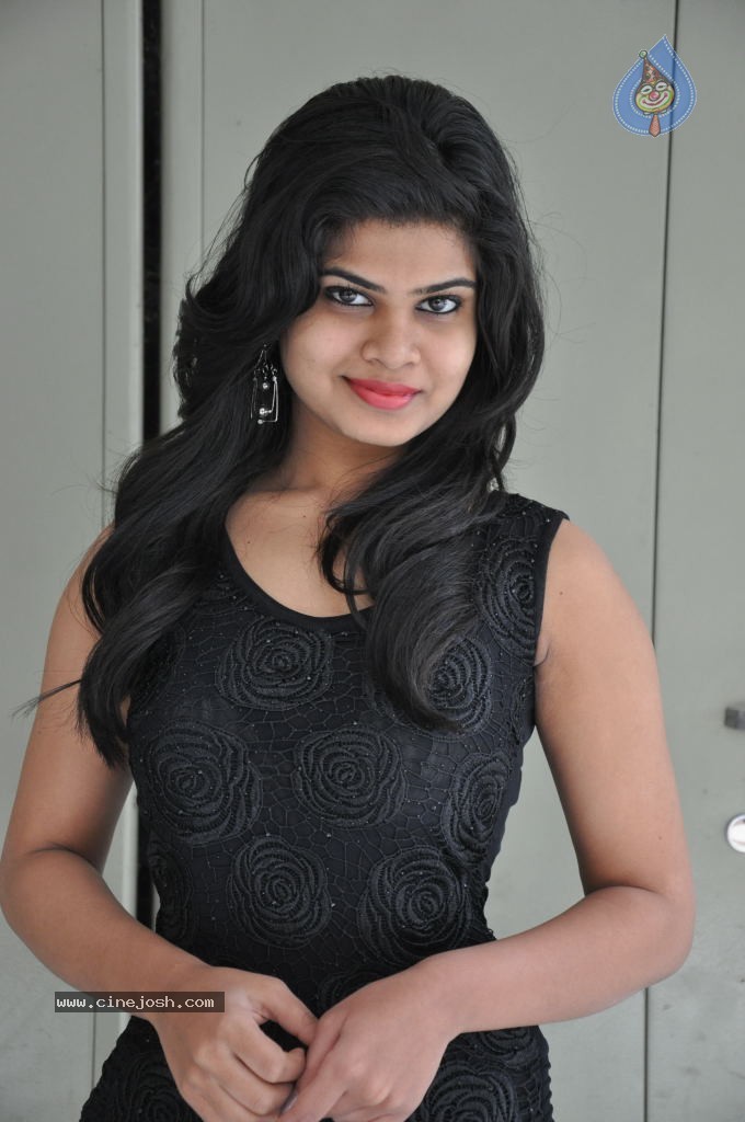 Alekhya Latest Photos - 43 / 92 photos