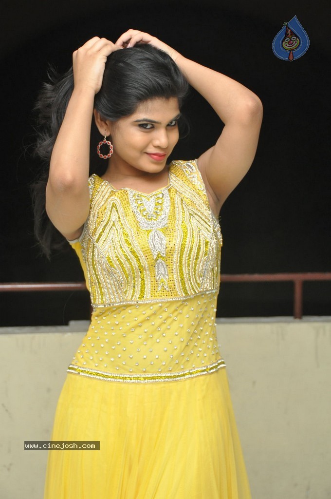 Alekhya New Photos - 18 / 74 photos