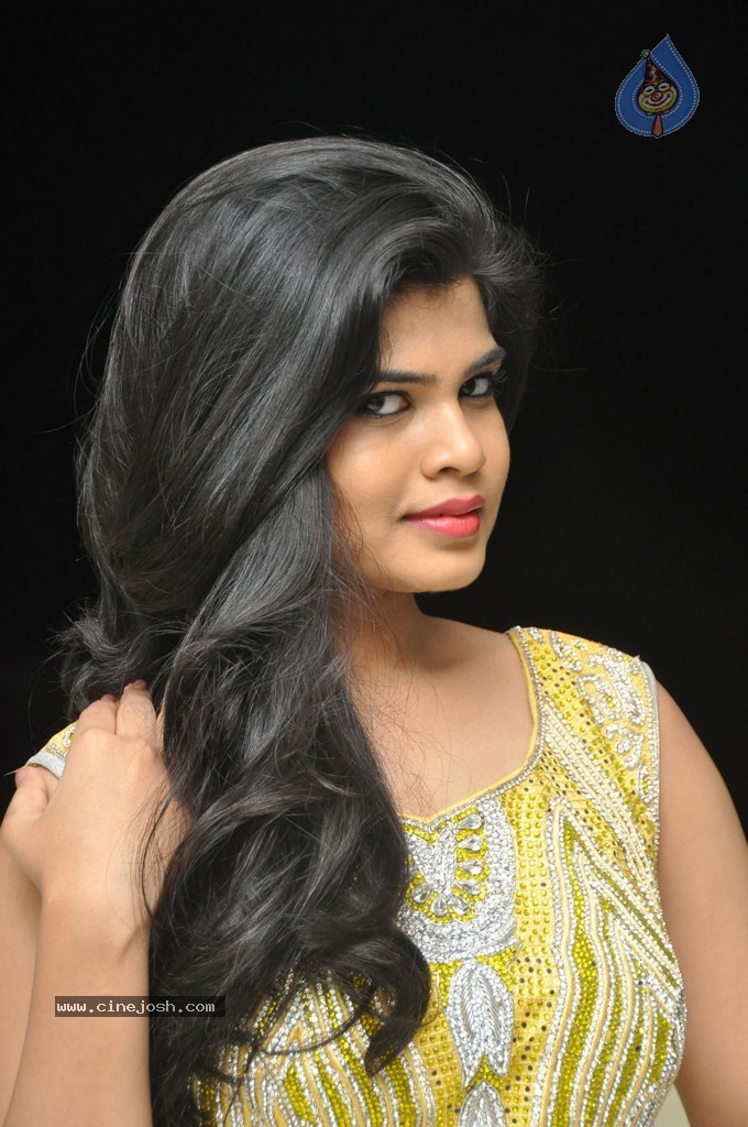 Alekhya New Photos - 23 / 74 photos