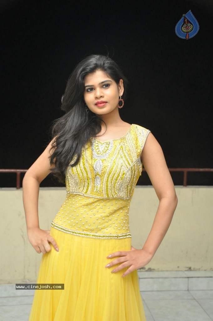 Alekhya New Photos - 29 / 74 photos