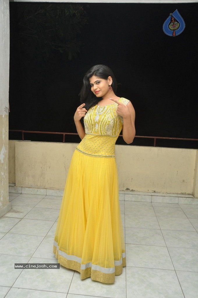 Alekhya New Photos - 40 / 74 photos