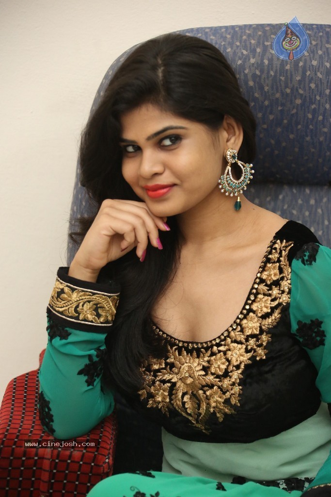 Alekhya New Photos - 4 / 89 photos