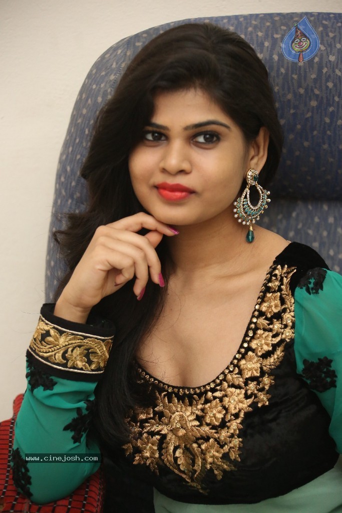 Alekhya New Photos - 46 / 89 photos