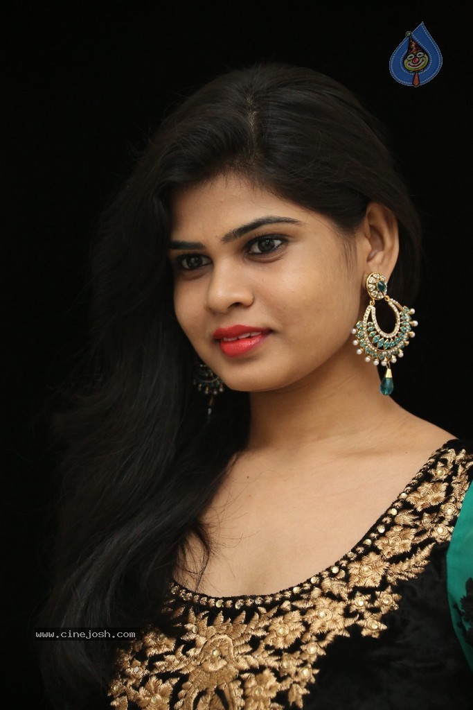 Alekhya New Photos - 47 / 89 photos