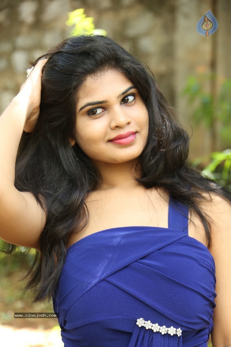 Alekhya New Pics - 18 / 118 photos