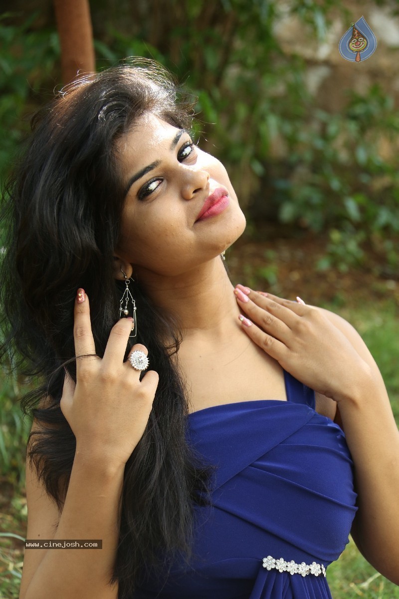 Alekhya New Pics - 45 / 118 photos